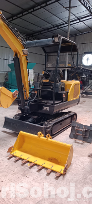Excavator & Pellet Loader